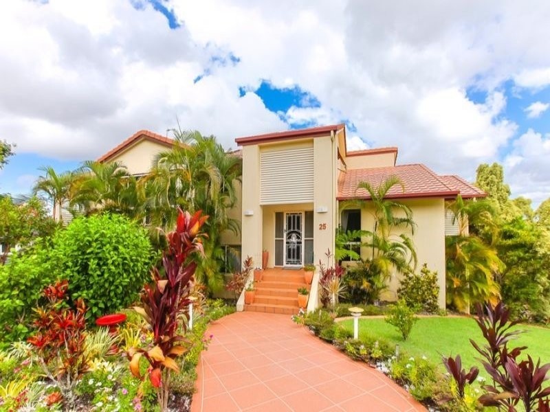 25 St Martins Terrace, Buderim QLD 4556