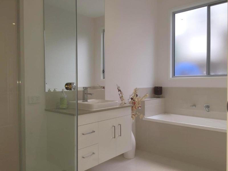 15 Breakers Place, Mount Coolum QLD 4573