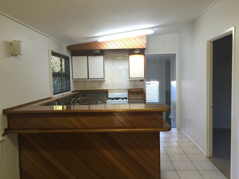 8 Yerranya Row, Yaroomba QLD 4573