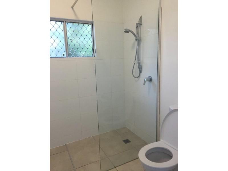 8 Yerranya Row, Yaroomba QLD 4573