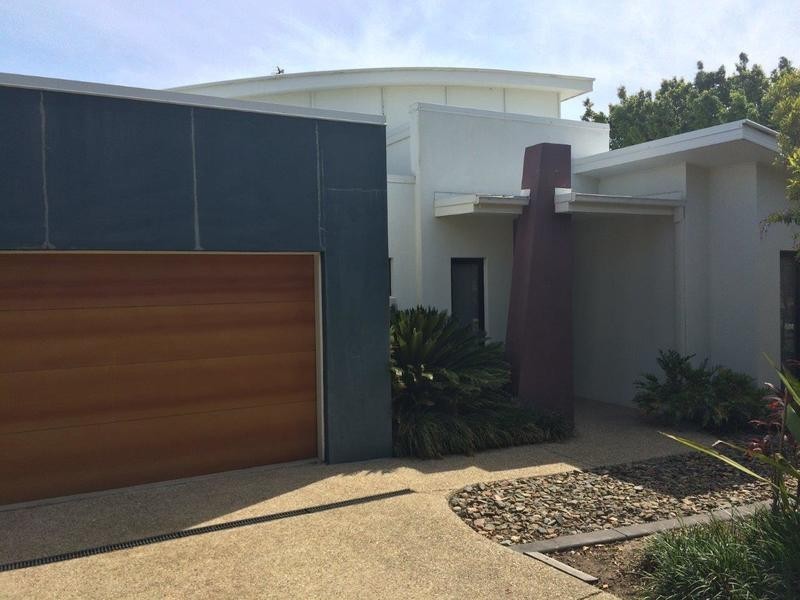 11 Riviera Crescent, Peregian Springs QLD 4573