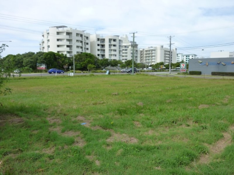 950-952 David Low Way, Marcoola QLD 4564