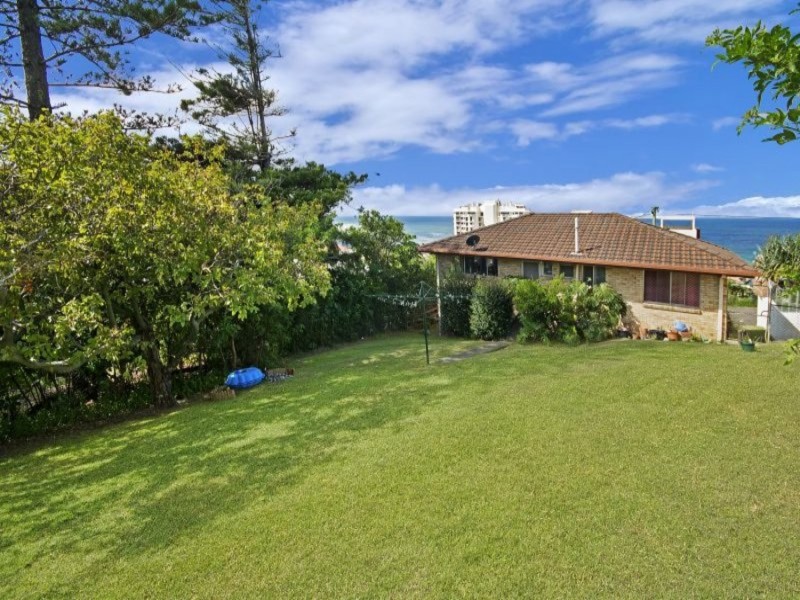 10 Pacific Terrace, Coolum Beach QLD 4573