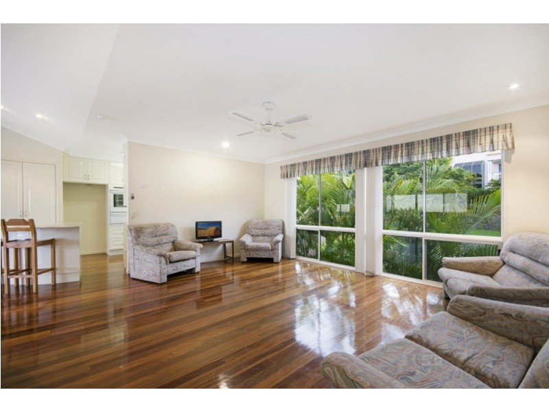 25 Saint Martins Terrace, Buderim QLD 4556