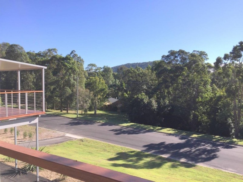 24 Leichhardt Drive, Yandina Creek QLD 4561