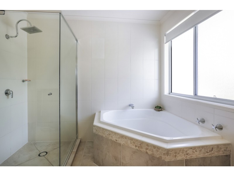 31 Fairway Parade, Peregian Springs QLD 4573