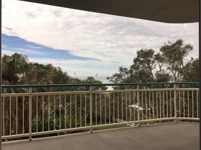 2/123 Coolum Terrace, Coolum Beach QLD 4573