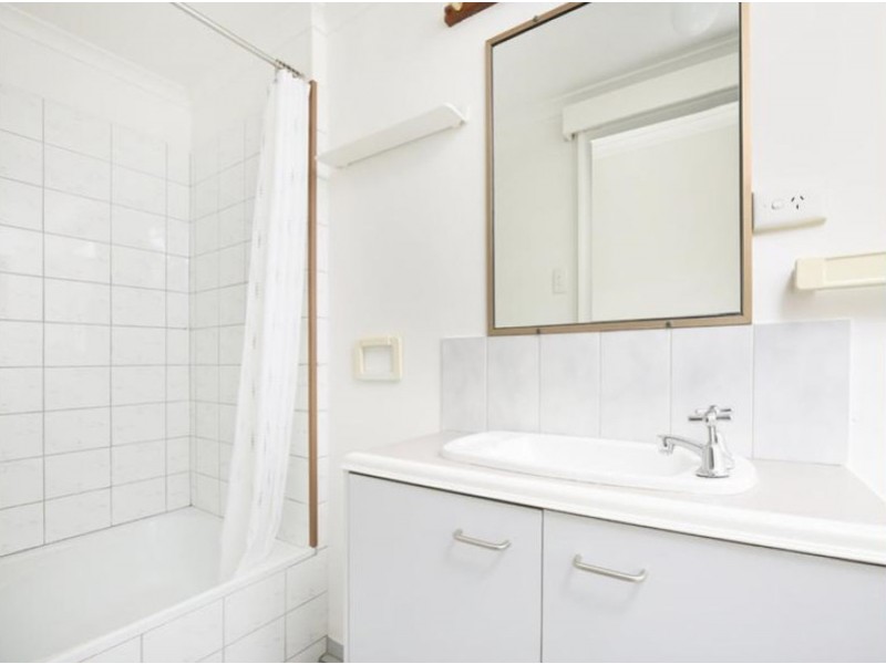 3/3 Jarnahill Drive, Mount Coolum QLD 4573