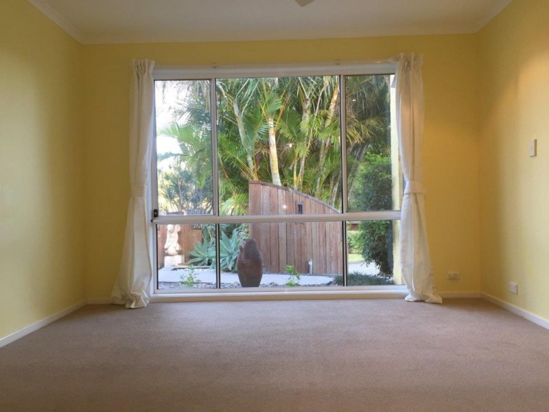 1 Bimini Drive, Coolum Beach QLD 4573