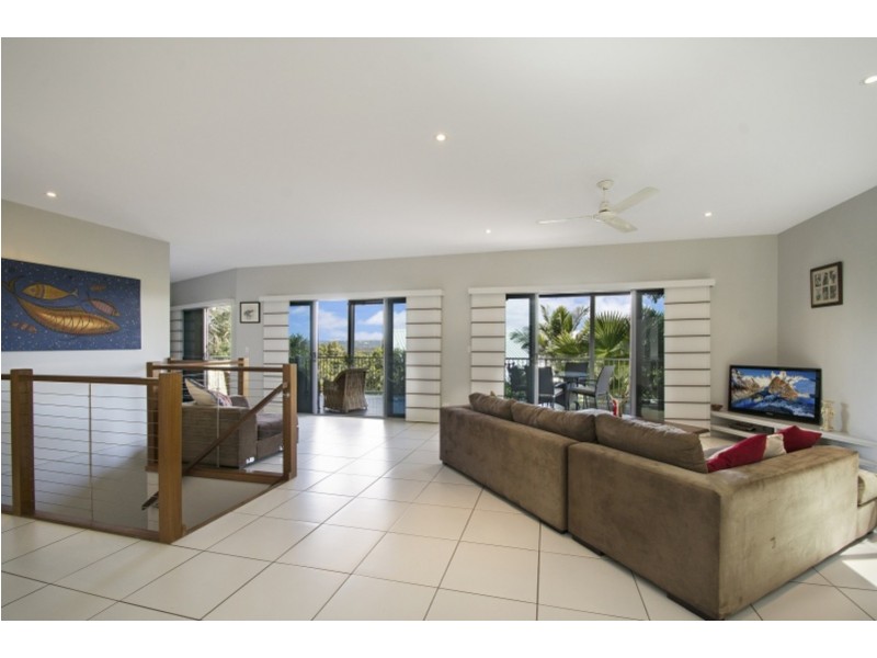 18 Elly Circuit, Coolum Beach QLD 4573