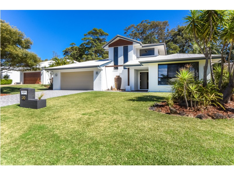 30 Greenside Court, Peregian Springs QLD 4573