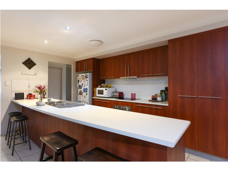 11 Riviera Crescent, Peregian Springs QLD 4573