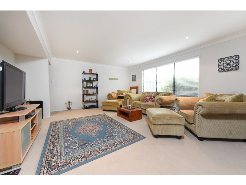 11 Riviera Crescent, Peregian Springs QLD 4573