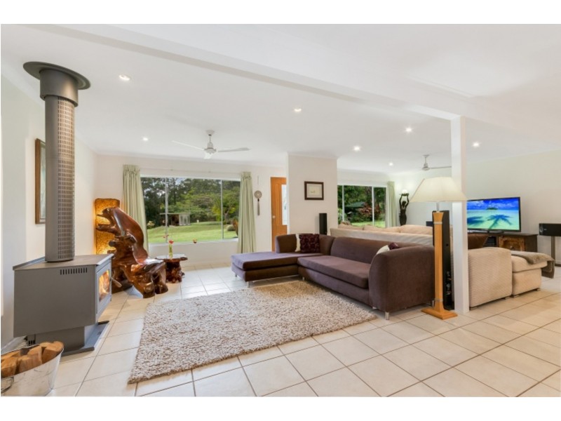 119 Creightons Road, Yandina QLD 4561