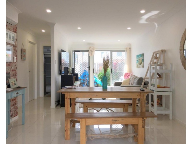 8/92 Tanah Street West, Mount Coolum QLD 4573