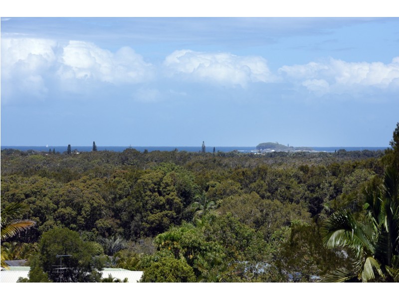 5 Marakari Crescent, Mount Coolum QLD 4573