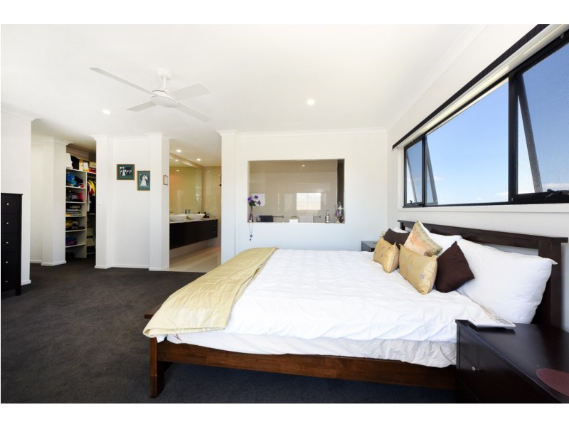 5 Marakari Crescent, Mount Coolum QLD 4573