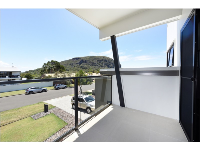 5 Marakari Crescent, Mount Coolum QLD 4573