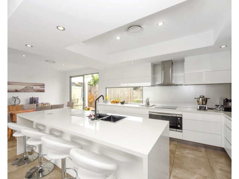 16 Breakers Place, Mount Coolum QLD 4573