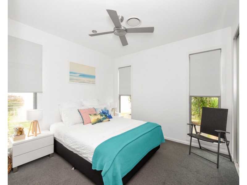 16 Breakers Place, Mount Coolum QLD 4573