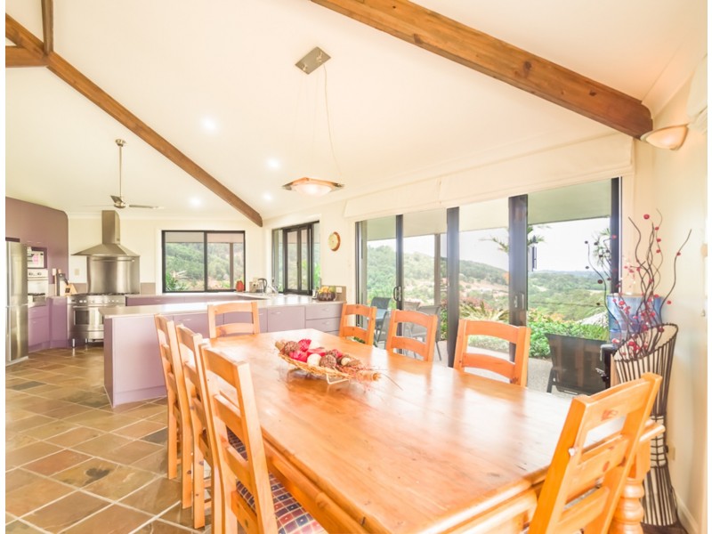 76 Tinarra Close, Maroochy River QLD 4561