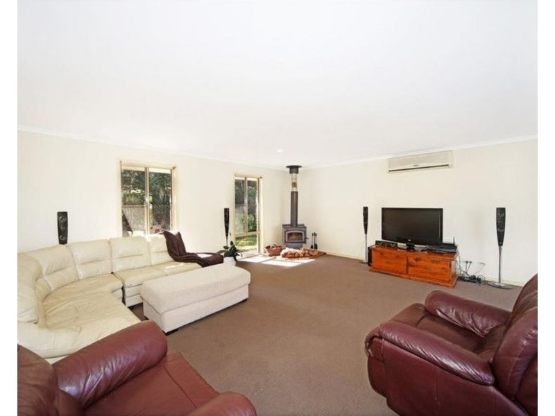 8 Warrener Place, Maroochy River QLD 4561