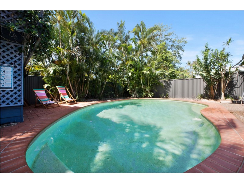 18 Palm Avenue, Coolum Beach QLD 4573