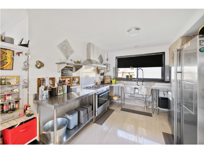 18 Palm Avenue, Coolum Beach QLD 4573