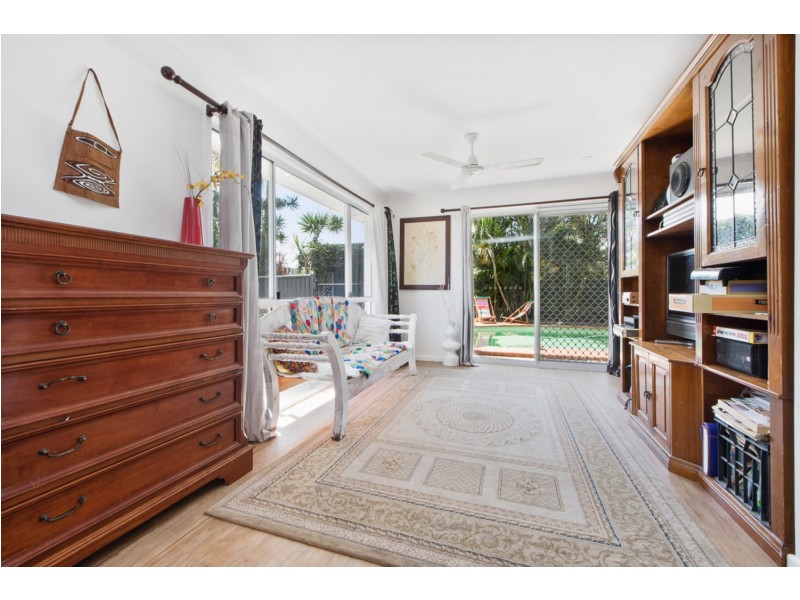 18 Palm Avenue, Coolum Beach QLD 4573