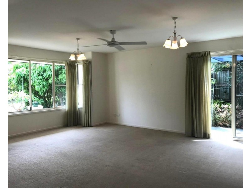 4 Seamist Court, Coolum Beach QLD 4573