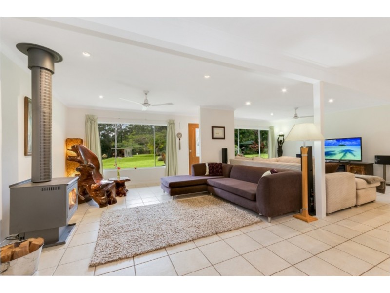 119 Creightons Road, Yandina QLD 4561