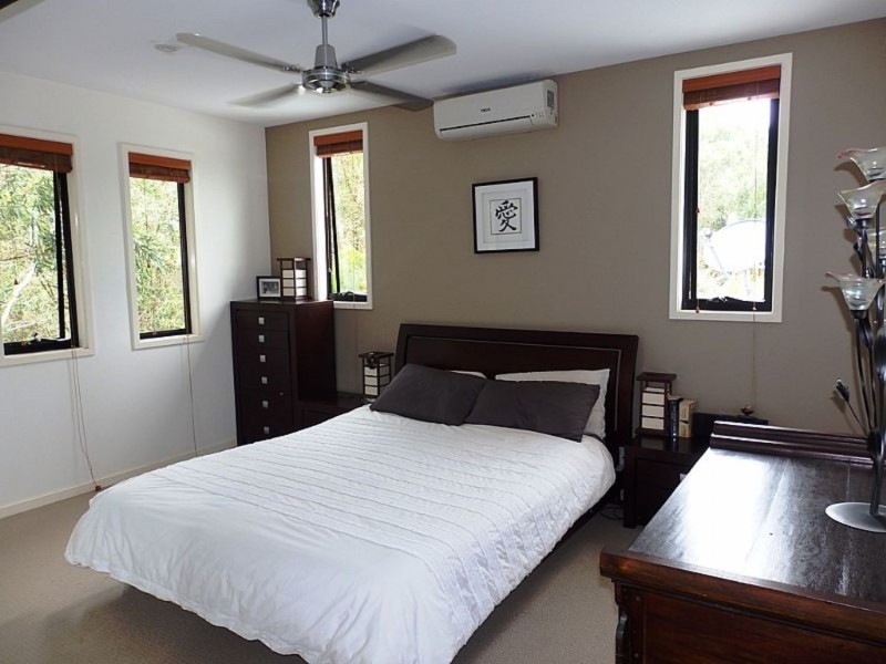 8 Stephanie Close, Mudjimba QLD 4564