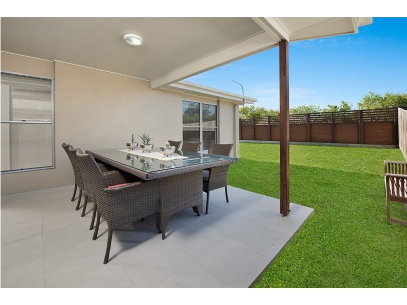 19 Promontory Street, Birtinya QLD 4575