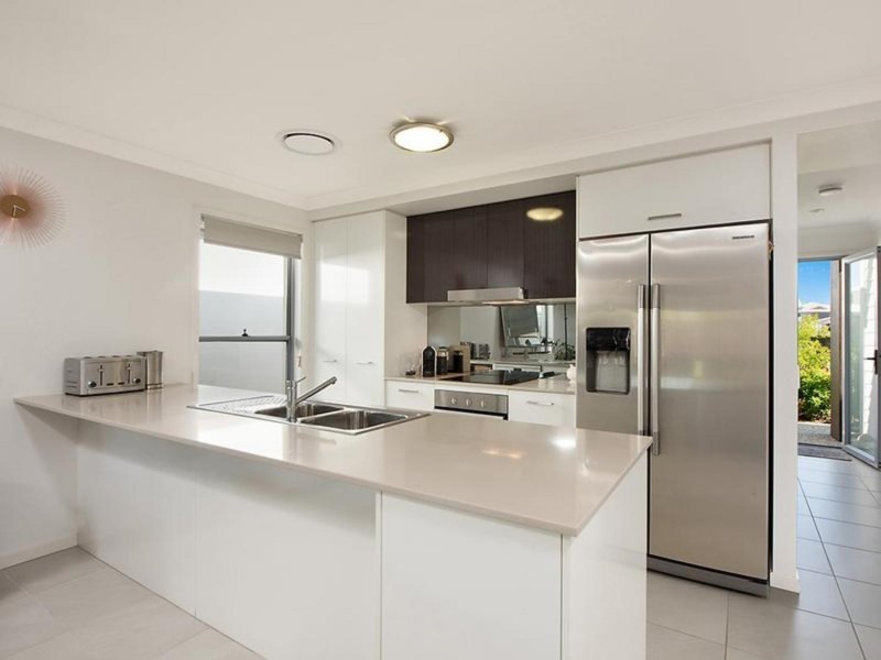 19 Promontory Street, Birtinya QLD 4575