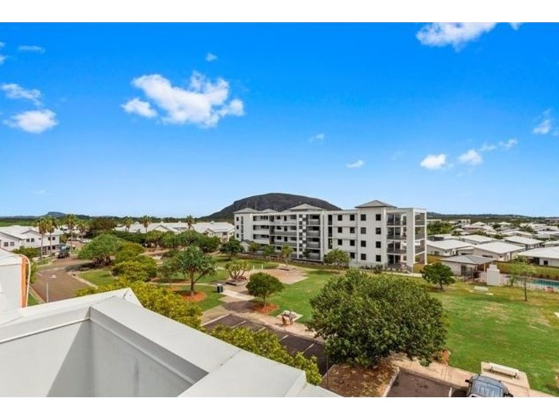 9/8 Merchants Parade, Marcoola QLD 4564