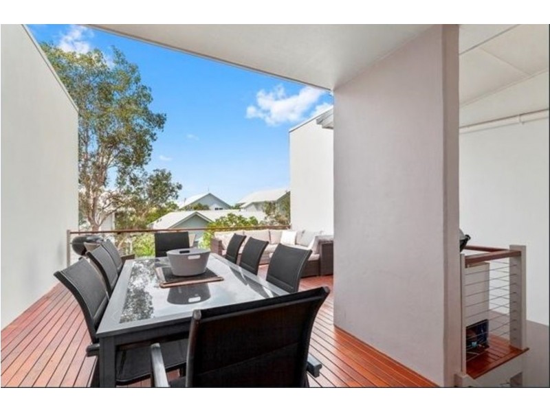 9/8 Merchants Parade, Marcoola QLD 4564