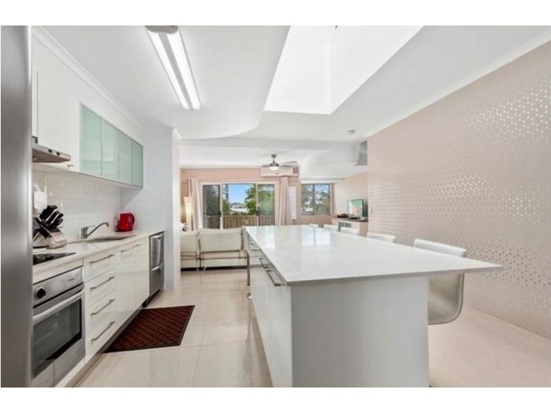 9/8 Merchants Parade, Marcoola QLD 4564