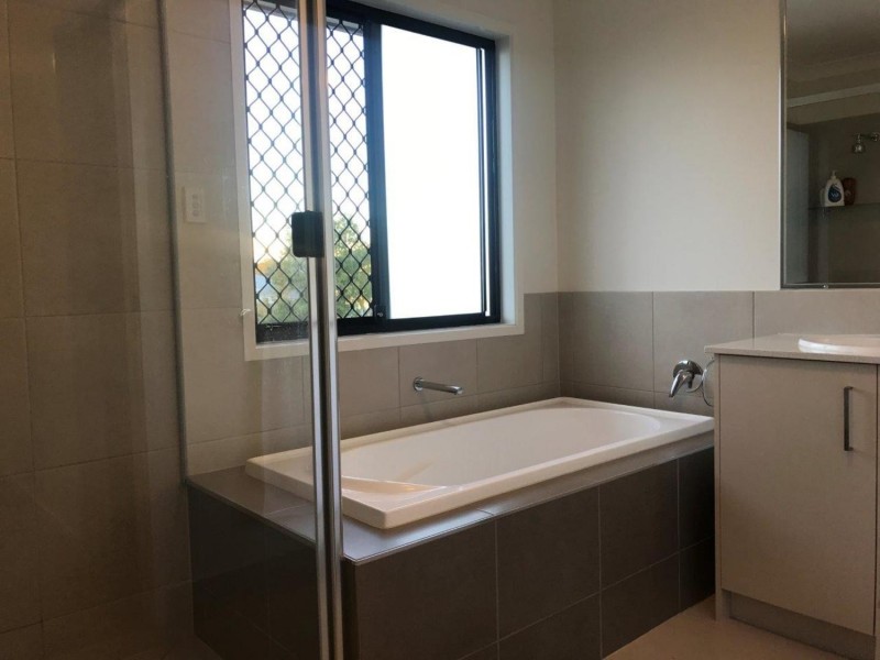 1/15 Kauri Crescent, Peregian Springs QLD 4573