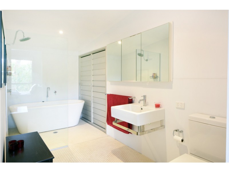 8 Dunnart Place, Mount Coolum QLD 4573