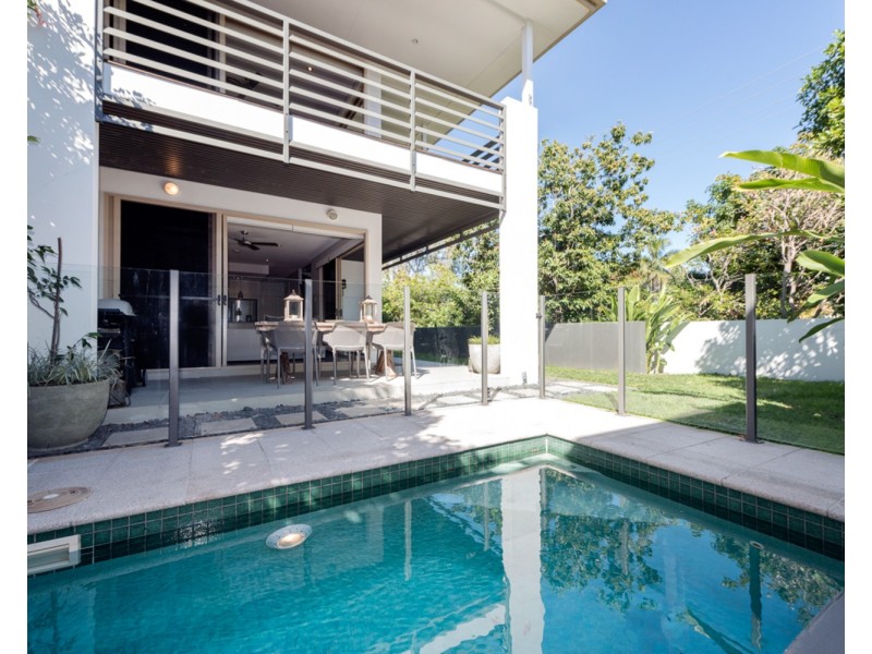 1/233-235 Weyba Road, Noosaville QLD 4566