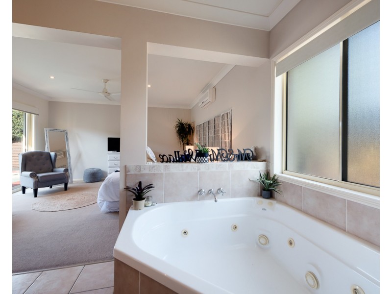 88 Outlook Drive, Tewantin QLD 4565