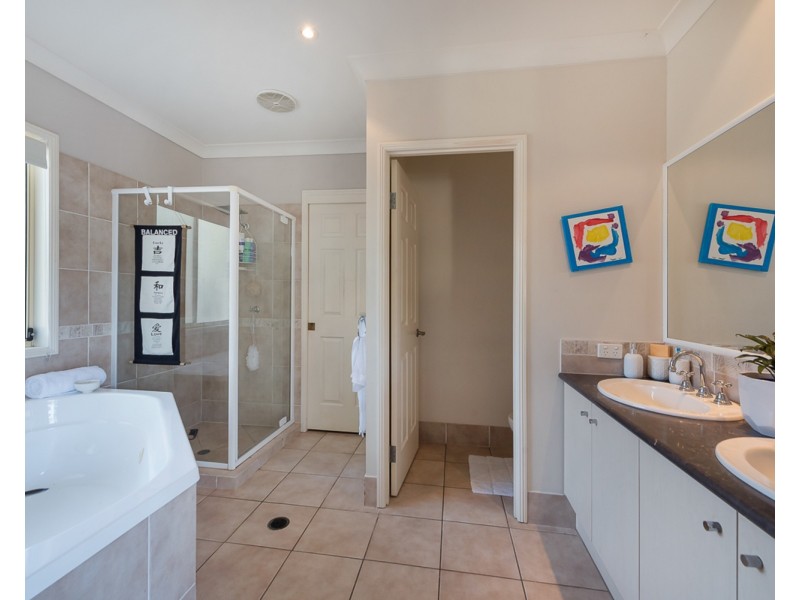 88 Outlook Drive, Tewantin QLD 4565