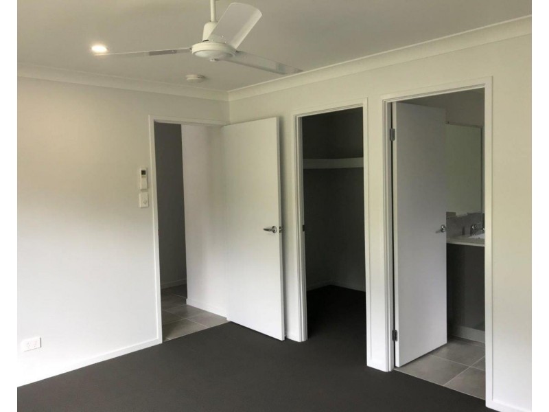 15 Buckley Street, Landsborough QLD 4550