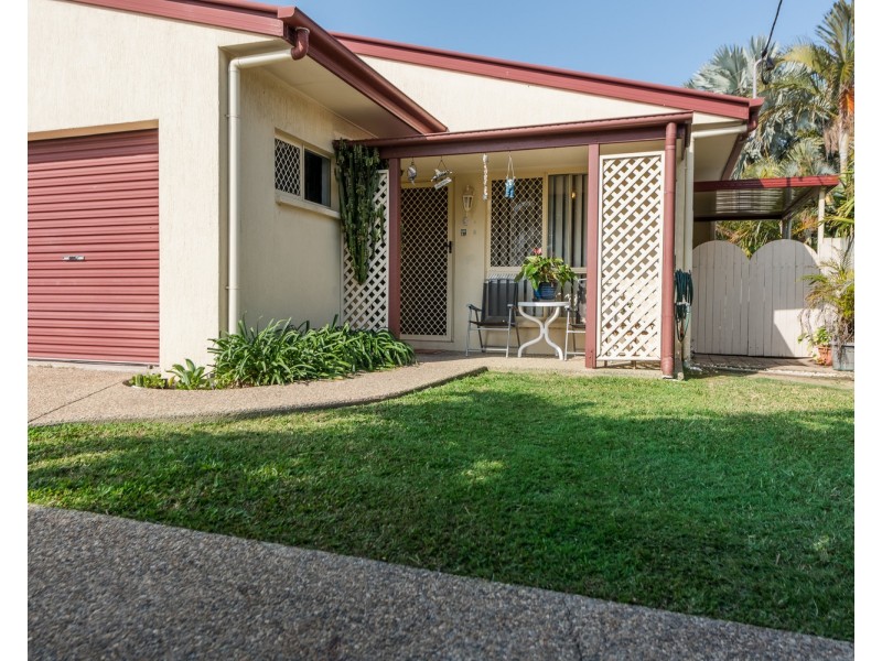 2/44 Keith Royal Drive, Marcoola QLD 4564