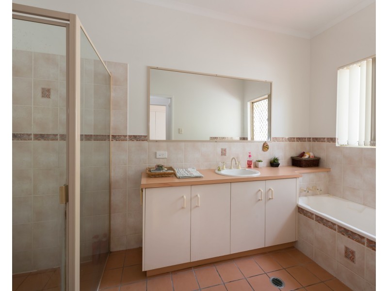 2/44 Keith Royal Drive, Marcoola QLD 4564