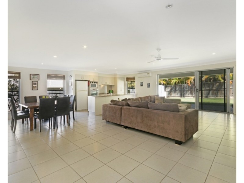3 Waterville Way, Peregian Springs QLD 4573