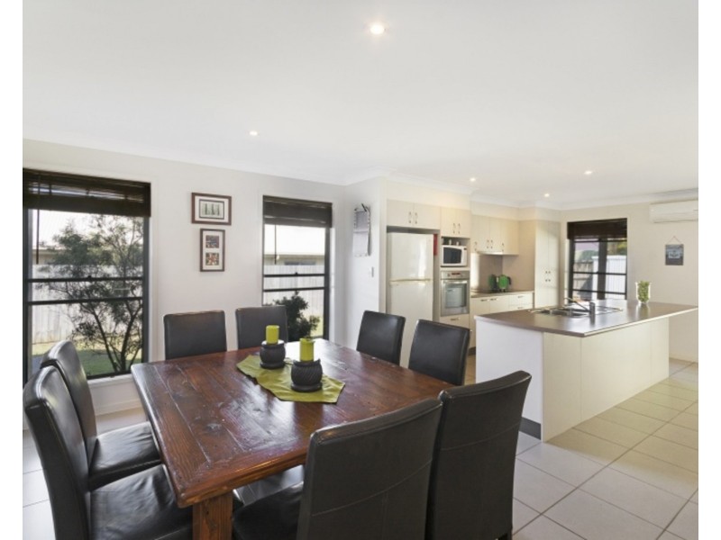 3 Waterville Way, Peregian Springs QLD 4573