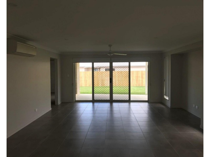 7 Buckley Street, Landsborough QLD 4550