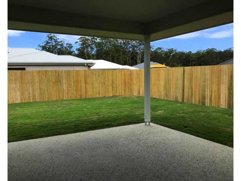 7 Buckley Street, Landsborough QLD 4550