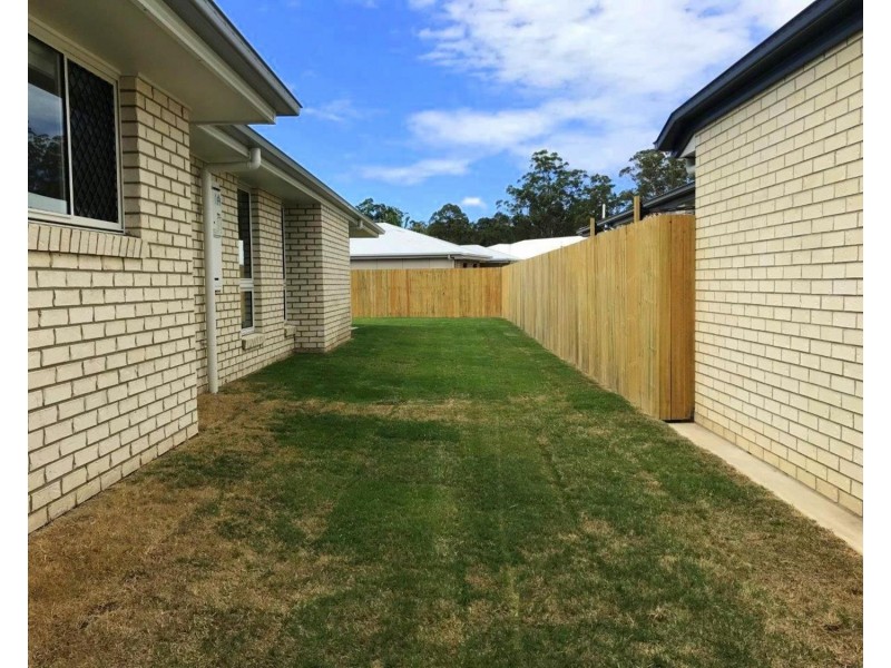 7 Buckley Street, Landsborough QLD 4550